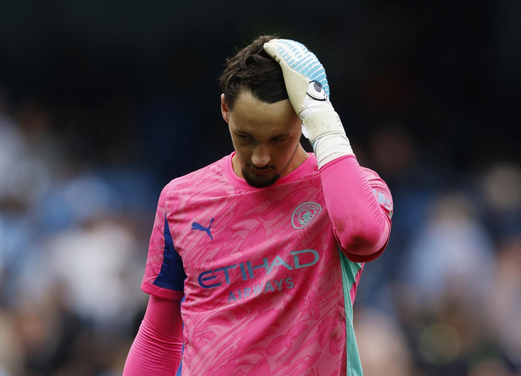 Sklesnutý James Trafford z Manchestru City po zápase. FOTO: REUTERS