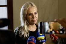 Ministerka hospodárstva Denisa Saková pripravuje škrty v energopomoci pre asi desať percent domácností. FOTO: TASR/M. Baumann