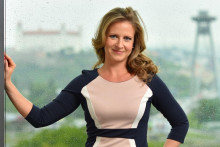 Vyšetrenie cez telefón má v niektorých prípadoch svoje opodstatnenie, myslí si členka Predstavenstva Dôvery Lucia Hlinková. FOTO: Dôvera