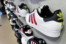 Niektorým spoločnostiam so športovým tovarom sa na akciových trhoch darí. FOTO: Reuters