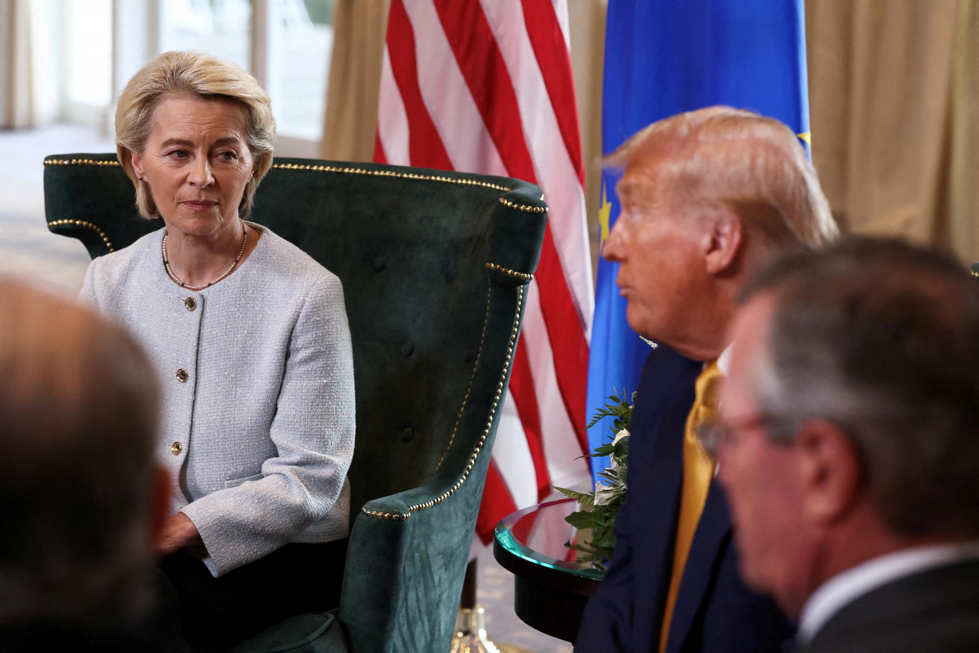 Sľúbené 15-percentné clá na vývoz áut do USA sú na spadnutie, Únia chce splniť posledný krok