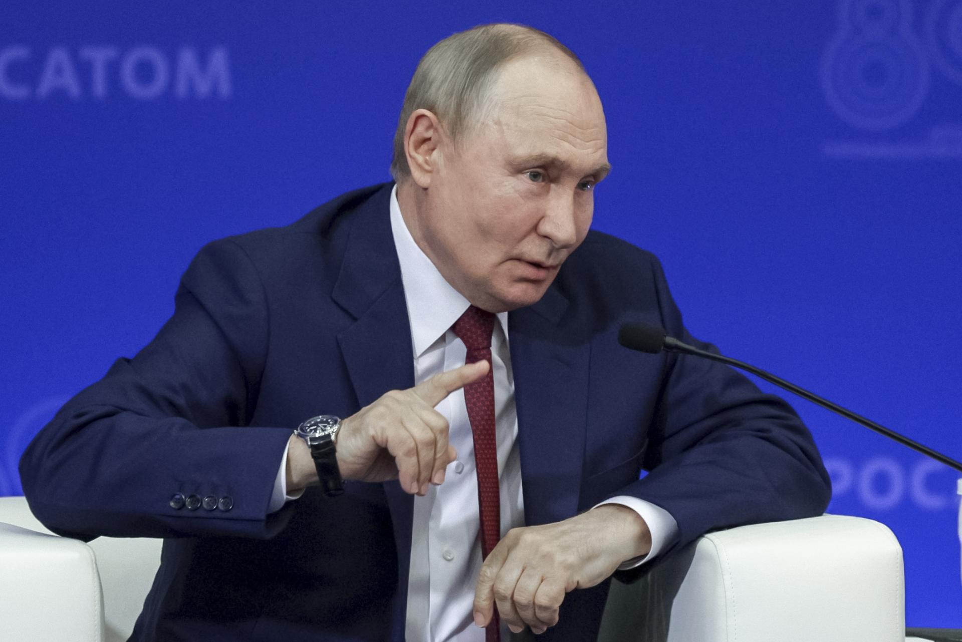 Schôdzka Putina so Zelenským musí byť dobre pripravená, tvrdí Kremeľ