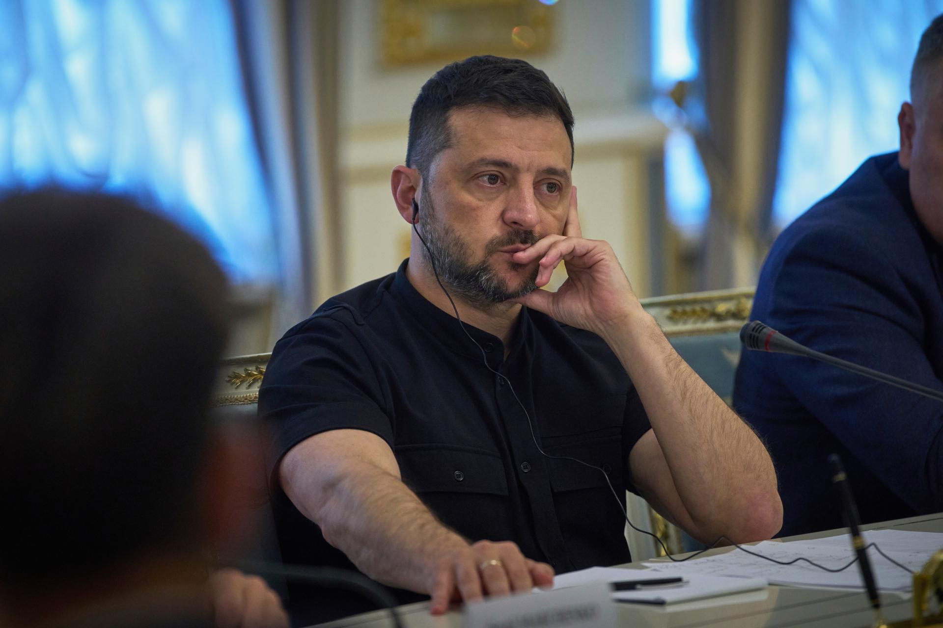 Ukrajinská delegácia sa v piatok stretne s predstaviteľmi USA, potvrdil Zelenskyj