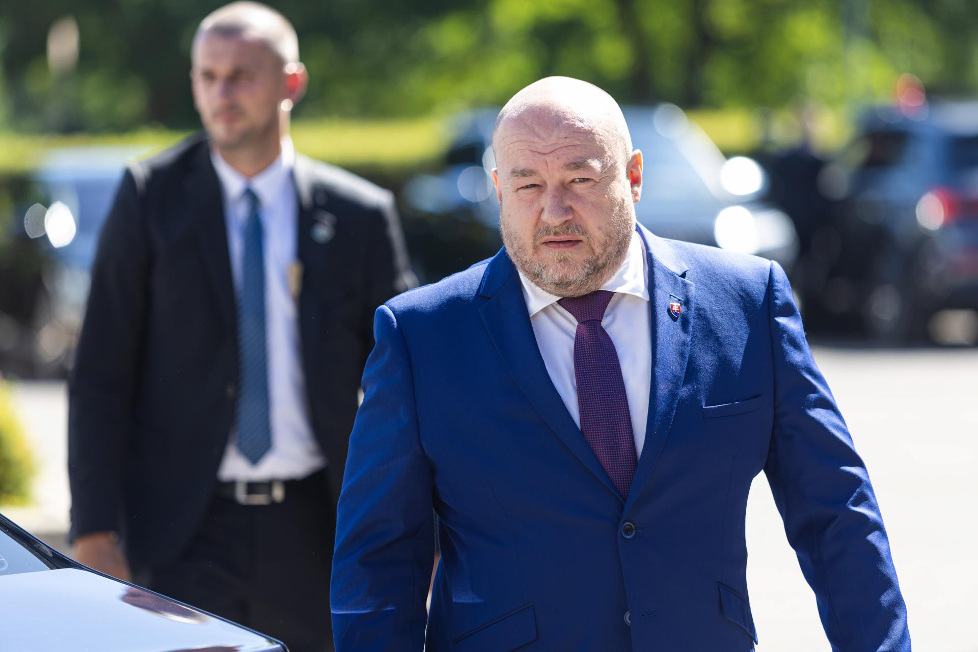 Cieľom novely o hazardných hrách nie je podpora, ale regulácia hazardu, tvrdí Huliak