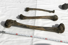 V bani v Japonsku, kde zahynuli aj kórejskí zajatci, našli ľudské ostatky. FOTO: TASR/AP/Kjódó