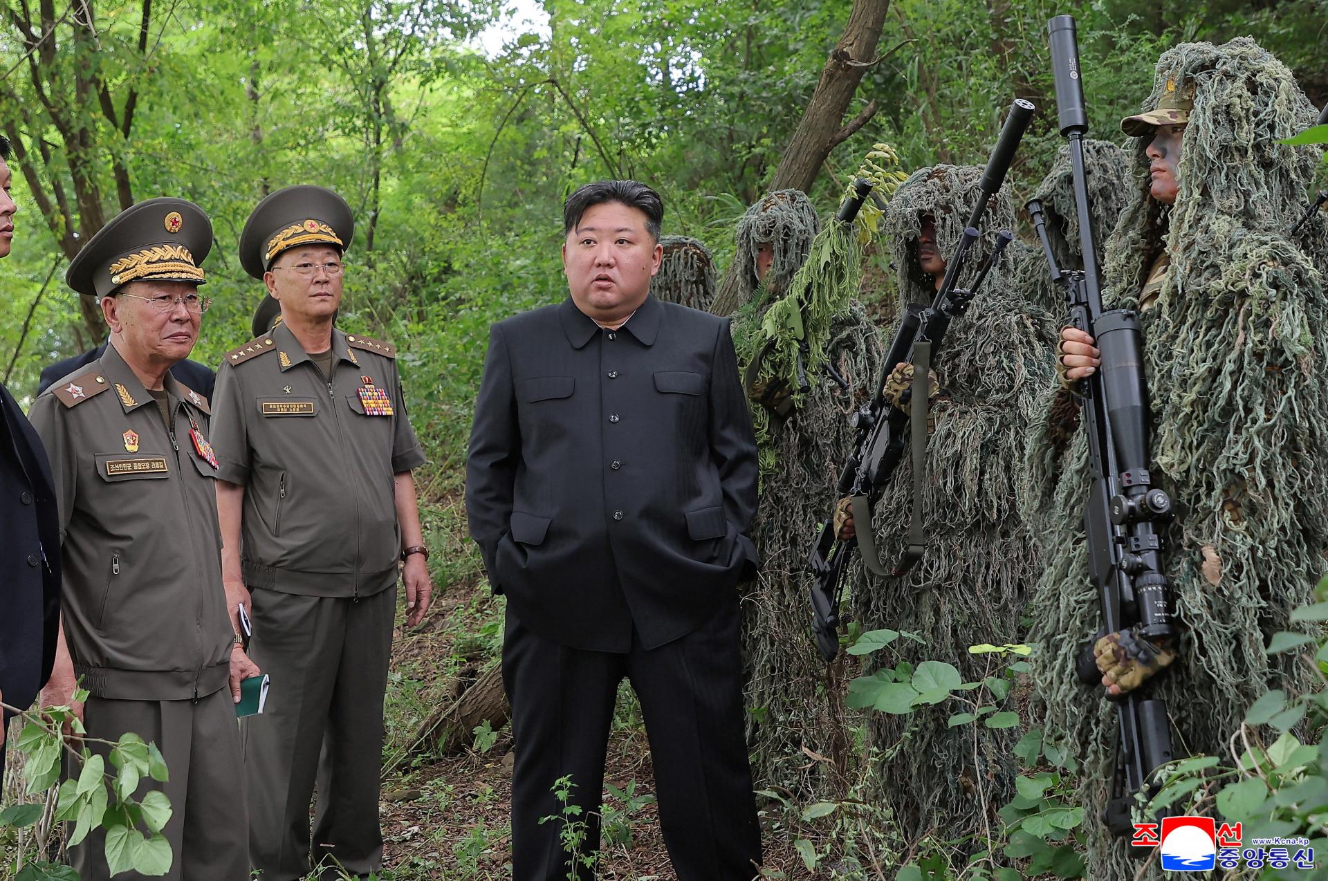 Kim Čong-un si prezrel vojenskú základňu pre špeciálne operácie, budúci týždeň ho čaká návšteva Pekingu