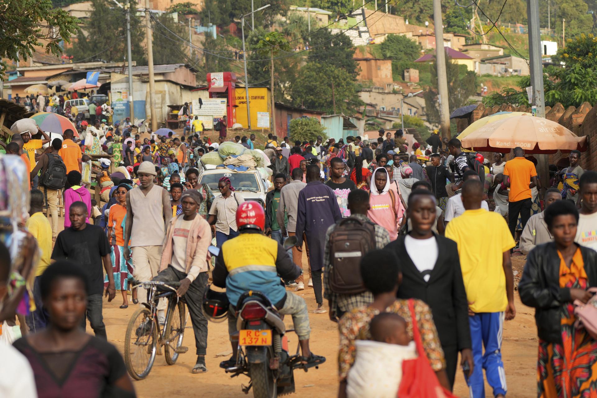 Rwanda prijala prvú skupinu migrantov deportovaných z USA v rámci Trumpovho plánu