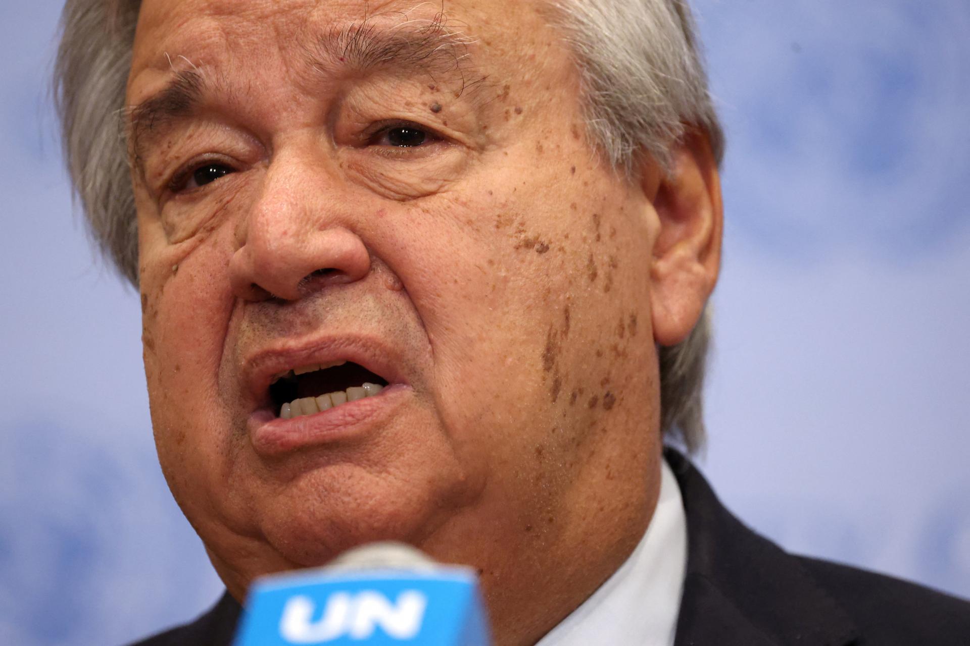 Ľudia na Haiti trpia, zatiaľ čo je ich krajina prehliadaná. Štátna autorita sa rozpadá, tvrdí Guterres