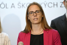 Na snímke prezidentka ASŠŠZ Eva Ohraďanová počas tlačovej konferencie Asociácie súkromných a školských zariadení (ASŠŠZ) 21. augusta 2025 v Bratislave. FOTO TASR - Pavel Neubauer