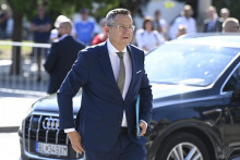 Minister financií Ladislav Kamenický (Smer-SD). FOTO: TASR/Pavel Neubauer