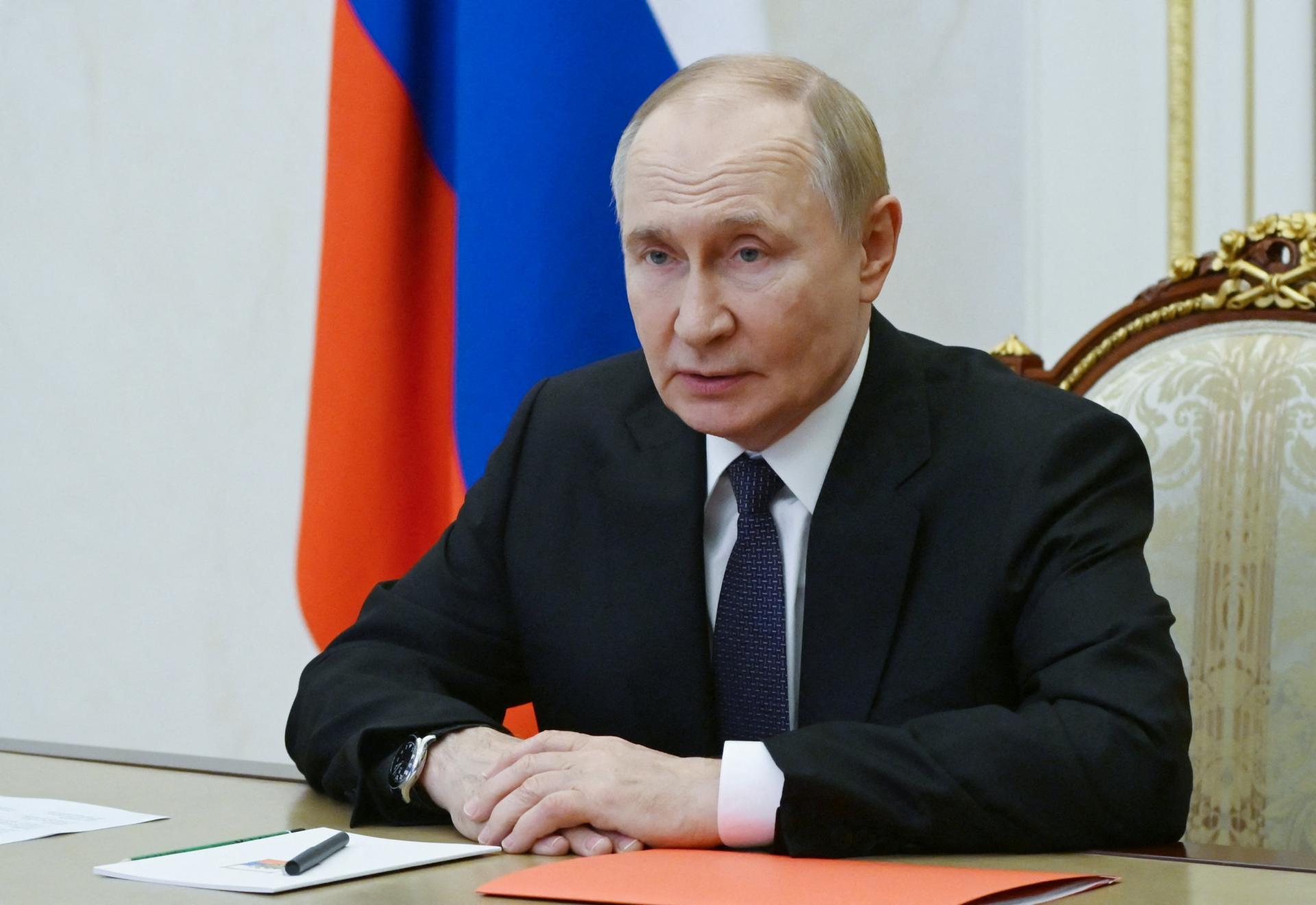 Peskov reaguje na pochybnosti: Kremeľ nevylučuje summit Putina so Zelenským, trváme na podmienkach
