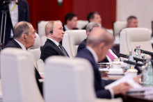 Podľa Putinovho hovorcu Dmitrija Peskova sa ruský prezident na okraj summitu ŠOS v čínskom meste stretol alebo ešte stretne aj s kolegami z Číny, Indie, Turecka, Vietnamu, Tadžikistanu či Uzbekistanu. FOTO: REUTERS