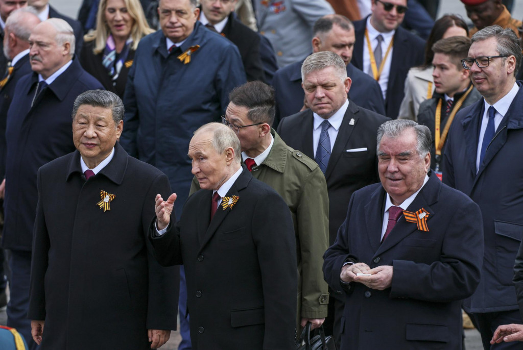 Premiér Robert Fico už v máji jedny oslavy 80. výročia konca druhej svetovej vojny absolvoval v Moskve. FOTO TASR/AP
