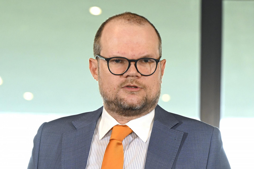 Na snímke právny zástupca policajta Mateja Vargu Peter Kubina. FOTO: TASR/Pavel Neubauer