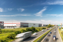 Firmy s automatizovanou výrobou a so skladmi môžu využívať obnoviteľnú energiu. FOTO: P3