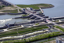 Letecký pohľad na Vodné dielo Čunovo.

FOTO: TASR/ Š. Kačena