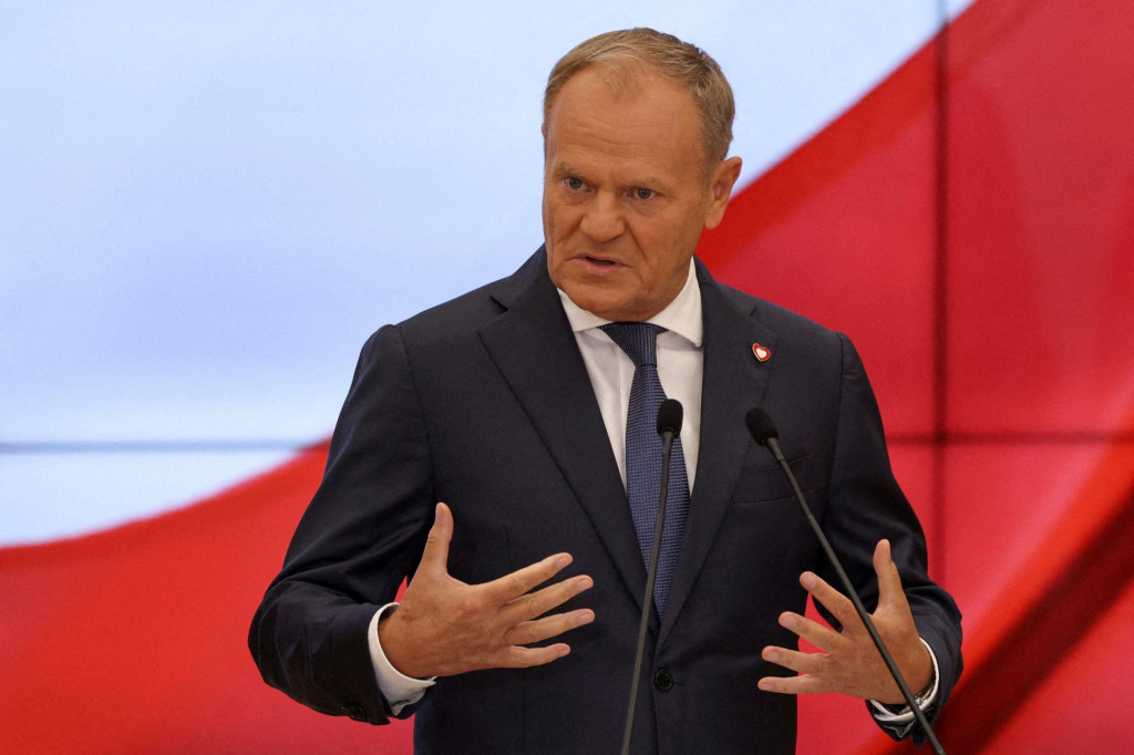 Poľský minister Donald Tusk by so svojou stranou skončil druhý. FOTO: REUTERS