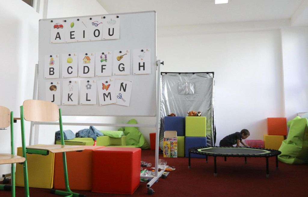 „Ak nebude zabezpečený dobrý mentoring a kontrola, môže sa stať, že kandidáti budú učiť žiakov bez dostatočnej metodickej pripravenosti. To by kvalitu mohlo znížiť,“ upozornila Horníková. FOTO: TASR/Ján Krošlák