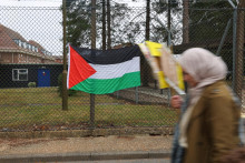 Proti zákazu skupiny sa konalo niekoľko demonštrácií, počas ktorých polícia zadržala stovky ľudí. FOTO: REUTERS
