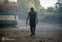 Ilustračná snímka po ruskom raketovom útoku na území Ukrajiny. FOTO: REUTERS/Press service of the State Emergency Service of Ukraine
