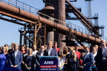 V Česku je predvolebná kampaň v plnom prúde. Zapojilo sa doň aj hnutie ANO. FOTO: Reuters