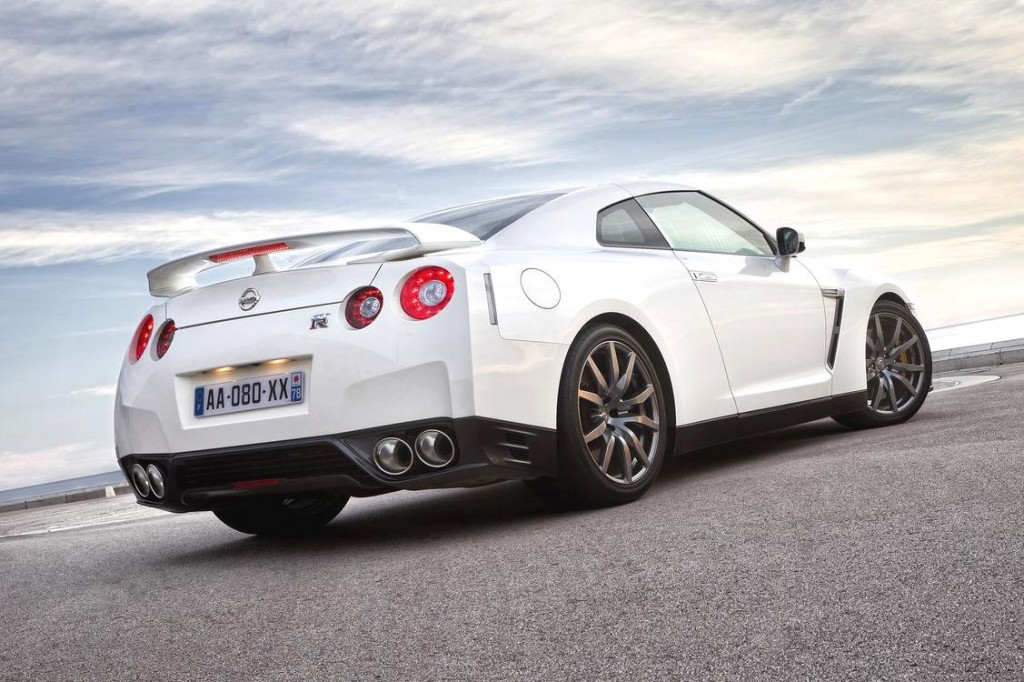 Nissan GT-R (2011) FOTO: Netcarshow.com