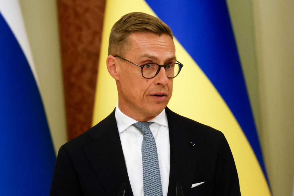 Fínsky prezident Alexander Stubb počas návštevy Kyjeva. FOTO: Reuters