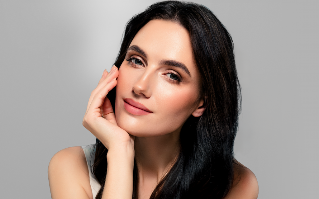 Hebe prinášajú vysoko kvalitné produkty pre pleť, vlasy a telo.