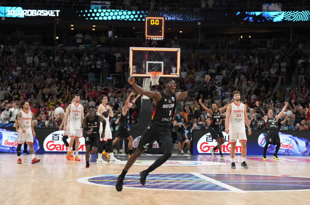 Ťahúňom víťazného nemeckého tímu bol Isaac Bonga s 20 bodmi. FOTO: Reuters