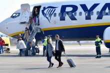Ryanair zalistoval nové linky do rezervačného systému potichu. Takmer na deň presne mesiac po tom, čo Wizz Air veľkolepo ohlásil základňu v Bratislave. FOTO: TASR/R. Hanc
