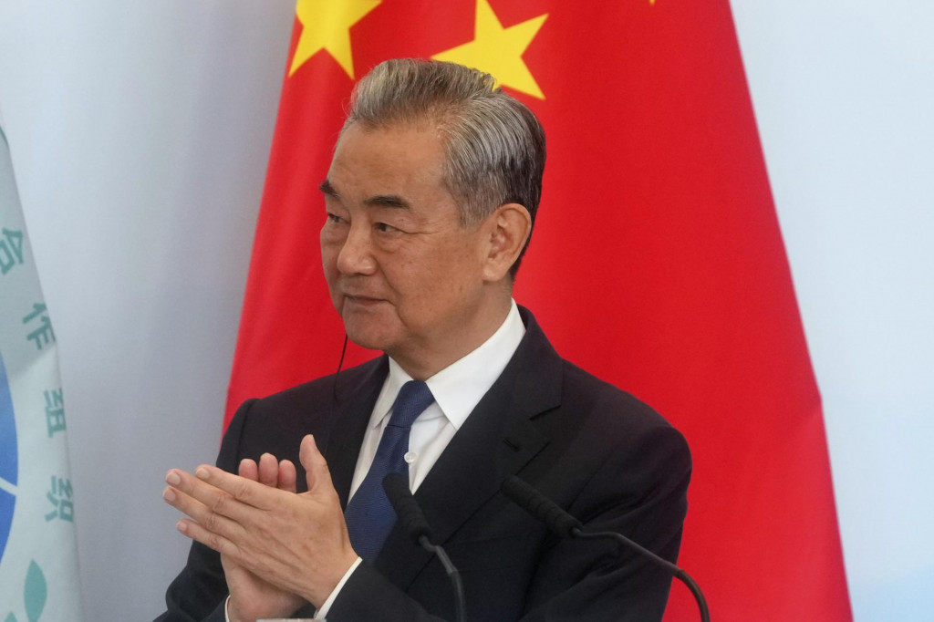 Na snímke čínsky minister zahraničných vecí Wang I. FOTO: TASR/AP