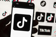 Sociálna sieť TikTok. FOTO: TASR/AP