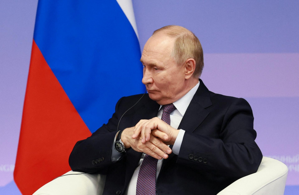 Ruský prezident Vladimir Putin stanovil cieľ, aby jadrová energia tvorila do dvoch desaťročí 25 percent celkovej produkcie. FOTO: REUTERS/Sputnik