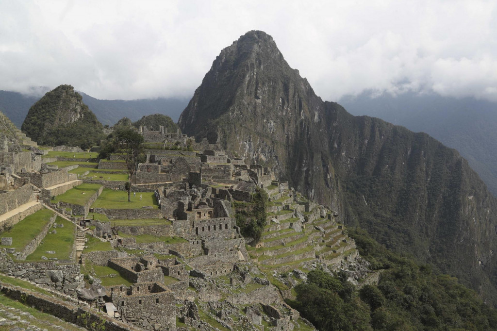 Inkské mesto Machu Picchu, ktoré je hlavnou turistickou atrakciou Peru. FOTO: TASR/AP