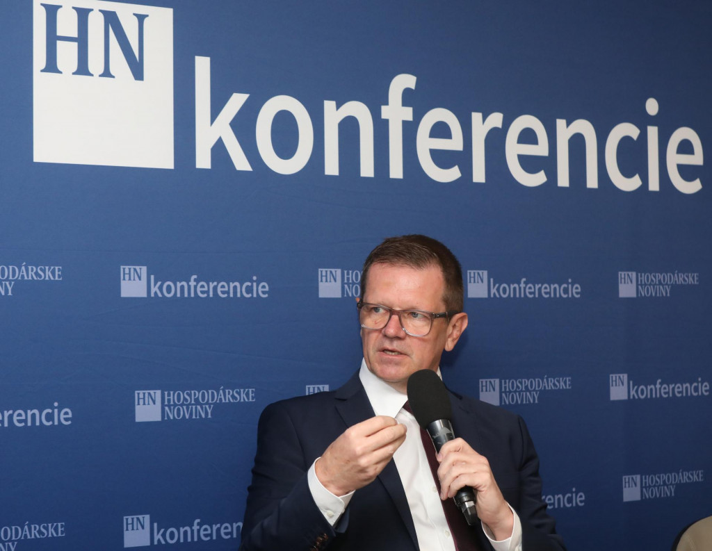 Na HNkonferencii Zelená budúcnosť 2025 vystúpil aj Peter Kmec, podpredseda vlády pre Plán obnovy a znalostnú ekonomiku.

FOTO: HN/Peter Mayer