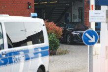 Auto, v ktorom sa pravdepodobne nachádza Christian Brückner, hlavný podozrivý v kauze zmiznutia britského dievčatka Madeleine McCannovej. FOTO: Reuters