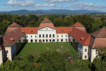 Na snímke je kaštieľ v Tovarníkoch, ktorý sa aktuálne predáva.

FOTO: 5STARS Realitná agentúra