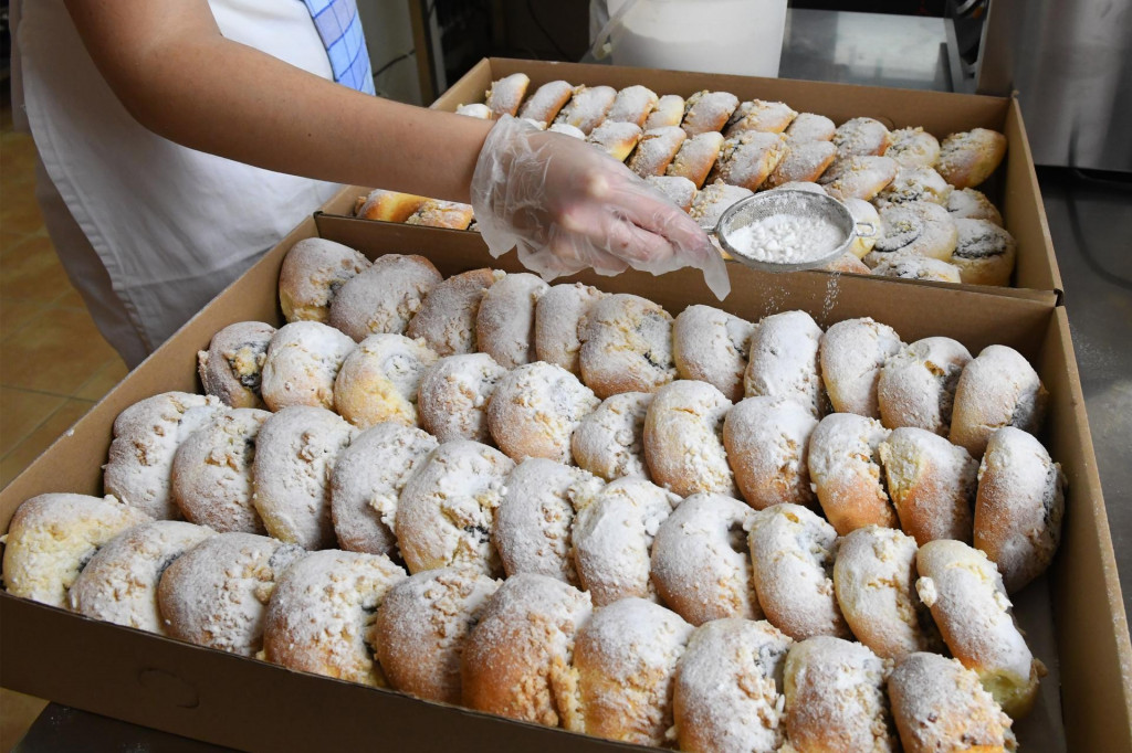 Historicky najvyšší rast minimálnej mzdy v roku 2026 o 99 eur na úroveň 915 eur, čo predstavuje medziročný rast o 12,13 percenta, totiž extrémnym spôsobom zvýši príplatky za prácu v noci, cez víkendy a počas sviatkov, ktoré tvoria viac ako štyri pätiny pracovného času. FOTO: TASR/Milan Kapusta