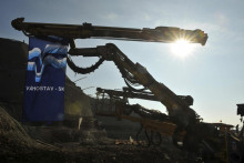 Váhostav ukázal vlaňajšie hospodárske výsledky. FOTO: TASR/P. Ďurčo