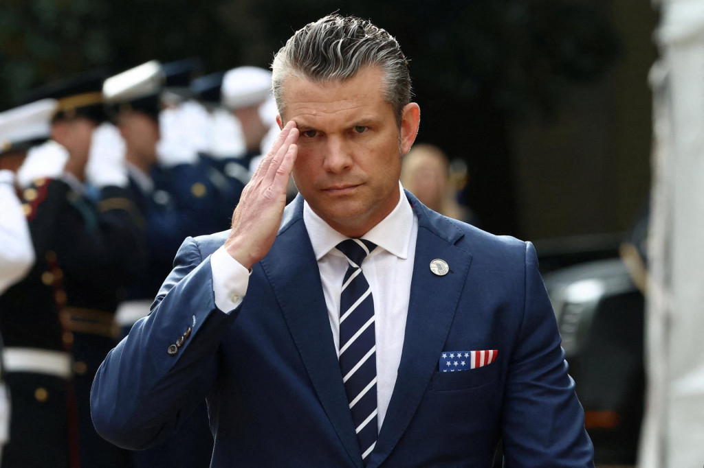 Minister obrany USA Pete Hegseth. FOTO: Reuters