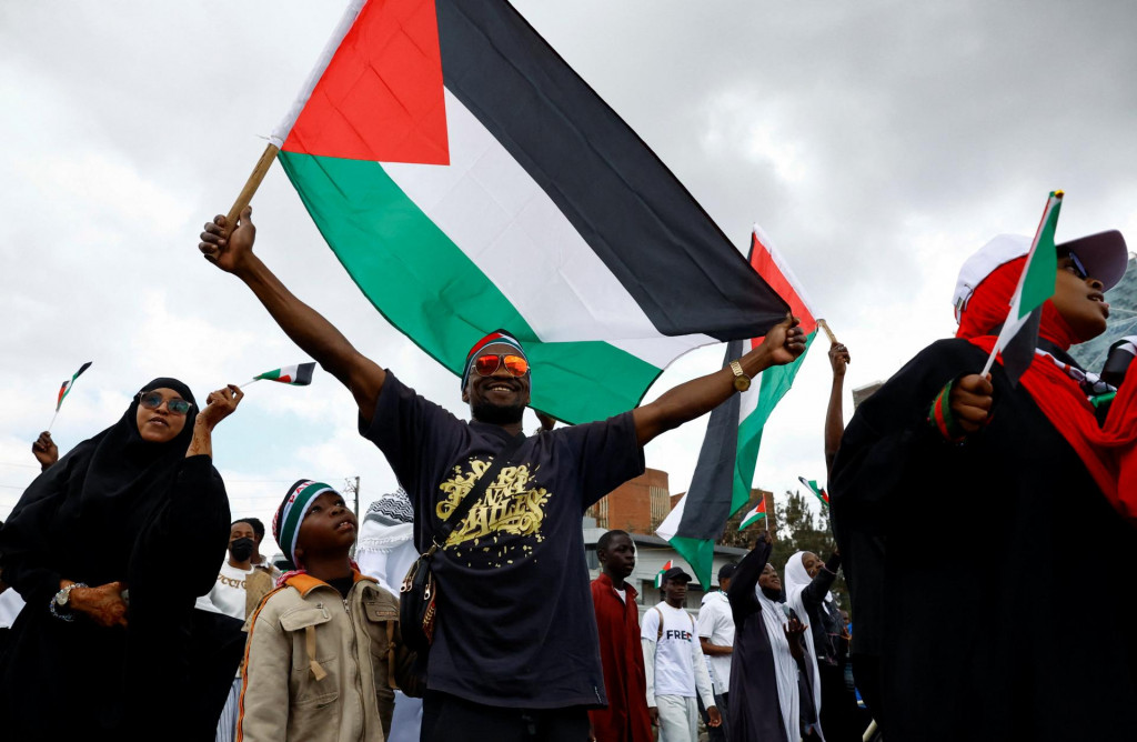 Na snímke protest za slobodnú Palestínu. FOTO: REUTERS