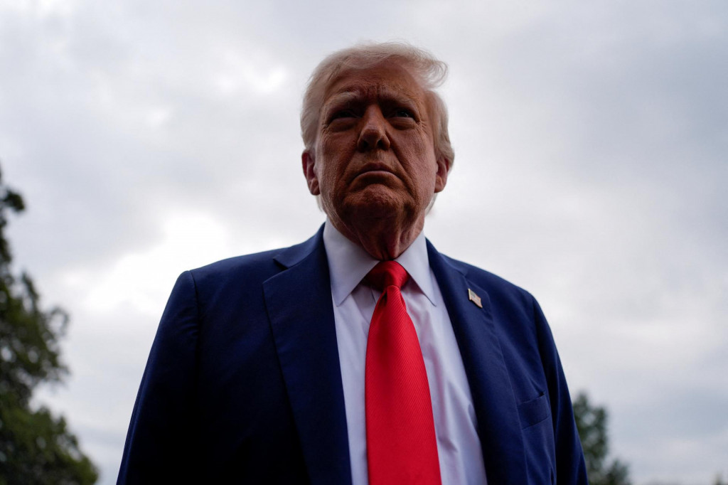 Americký prezident Donald Trump vyhlásil, že Spojené štáty by sa zapojili do obrany východného krídla NATO, ak by Moskva zvýšila svoje vojenské aktivity. FOTO: REUTERS