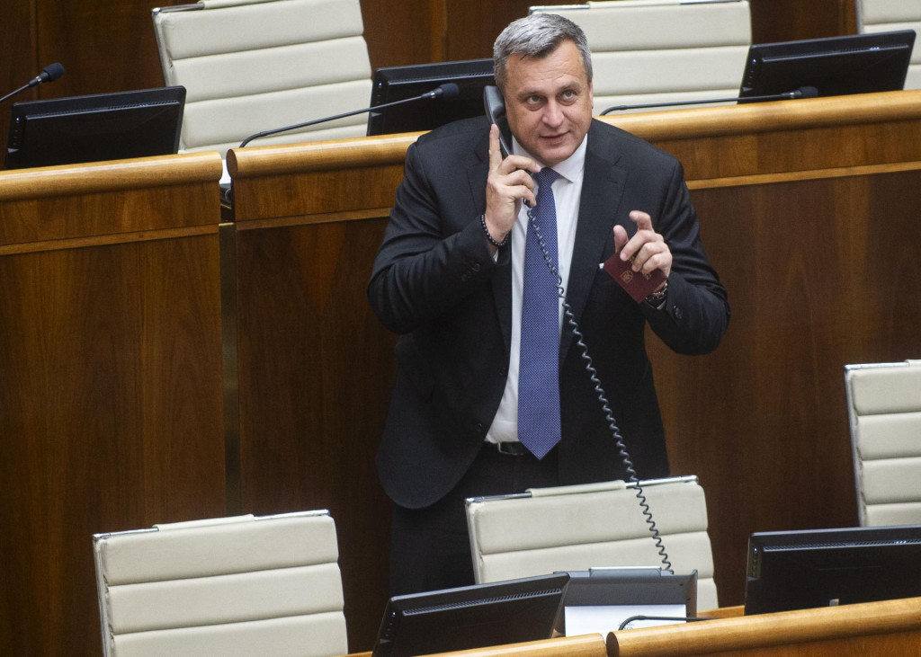 Nápadom šéfa národniarov sa má zaoberať koaličná rada. FOTO: TASR/J. Kotian