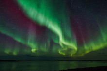 Tento rok je vzácnou príležitosťou pre cestovateľov, ktorí chcú vidieť polárnu žiaru v jej absolútnom vrchole.