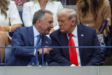 Americký prezident Donald Trump a osobitný vyslanec Bieleho domu Steve Witkoff. FOTO: Reuters