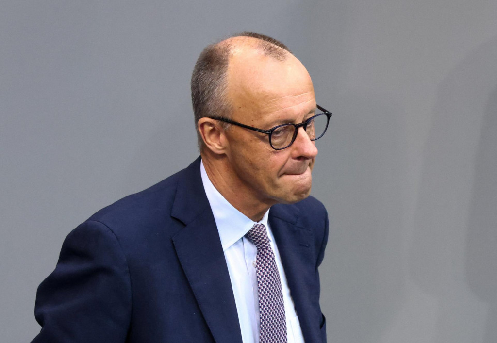 Nemecký kancelár Friedrich Merz v Spolkovom sneme vyhlásil, že krajina potrebuje skutočné reformy, aby zvládla hospodárske aj spoločenské výzvy. FOTO: REUTERS