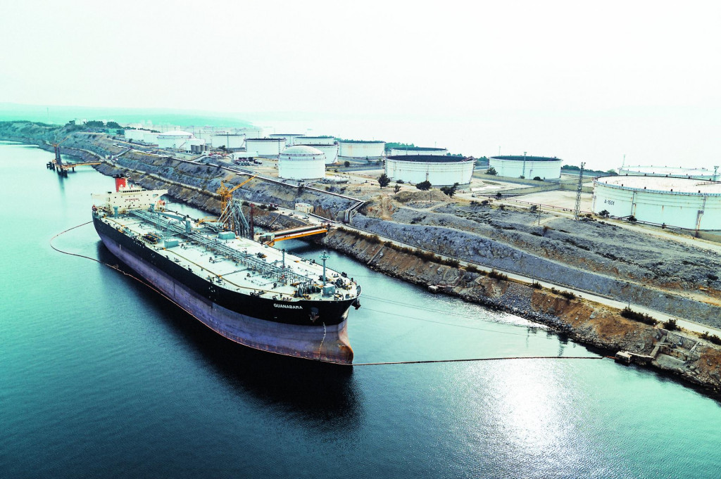 Terminál na chorvátskom ostrove Krk.

FOTO: Slovnaft