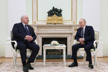 Lukašenko a Putin na dnešnom rokovaní v Moskve. FOTO: REUTERS