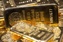 Na archívnej snímke zo 4. apríla 2025 sú tehličky zlata v Mníchove. Cena zlata pokračuje v prelamovaní rekordov. FOTO TASR/DPA