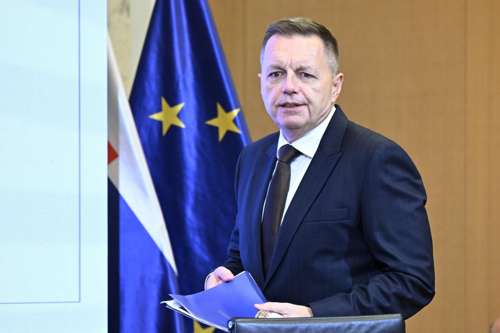 Guvernér Národnej banky Slovenska (NBS) Peter Kažimír. FOTO: TASR/Pavel Neubauer